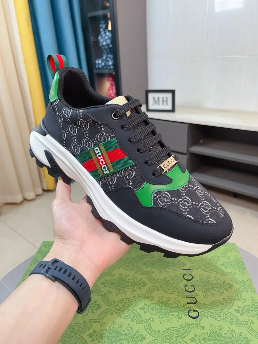 Men's shoes 💰458🌹🌹[GUCCI] Gucci's new lace-up casual men's shoes are on the market first, and the materials and workmanship are superior to all versions on the market. The highest quality shipped first-layer cowhide with imported original perforated materials➕Genuine leather lining, privately molded soft outsole, high foot comfort, imported special materials highlight the brand's unique charm, high-end customization 38-44